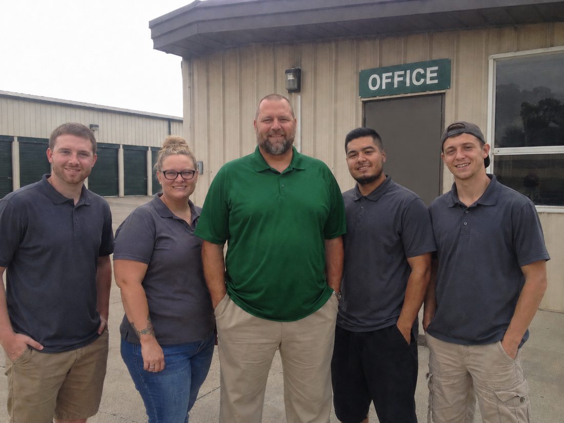 Pest control professionals in Brownsville, TX